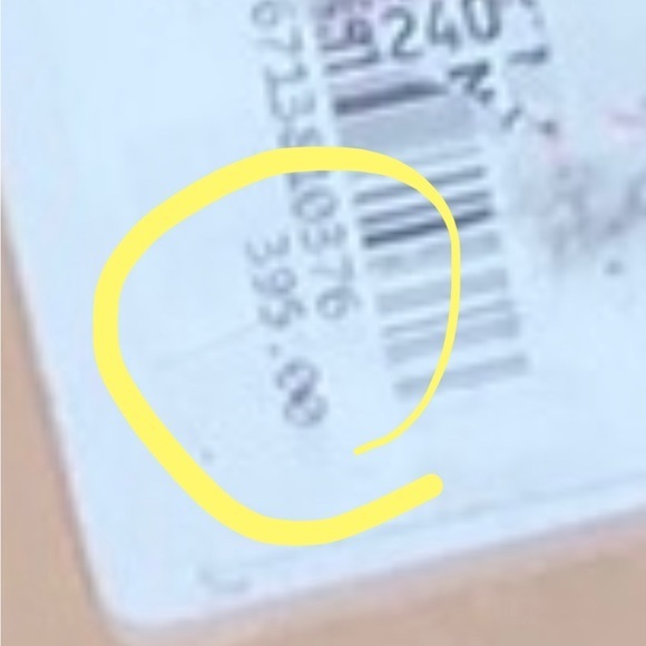 VINCE
‼️New $395.00  VINCE Italian Suede Chelsea Boots - Picture 9 of 11